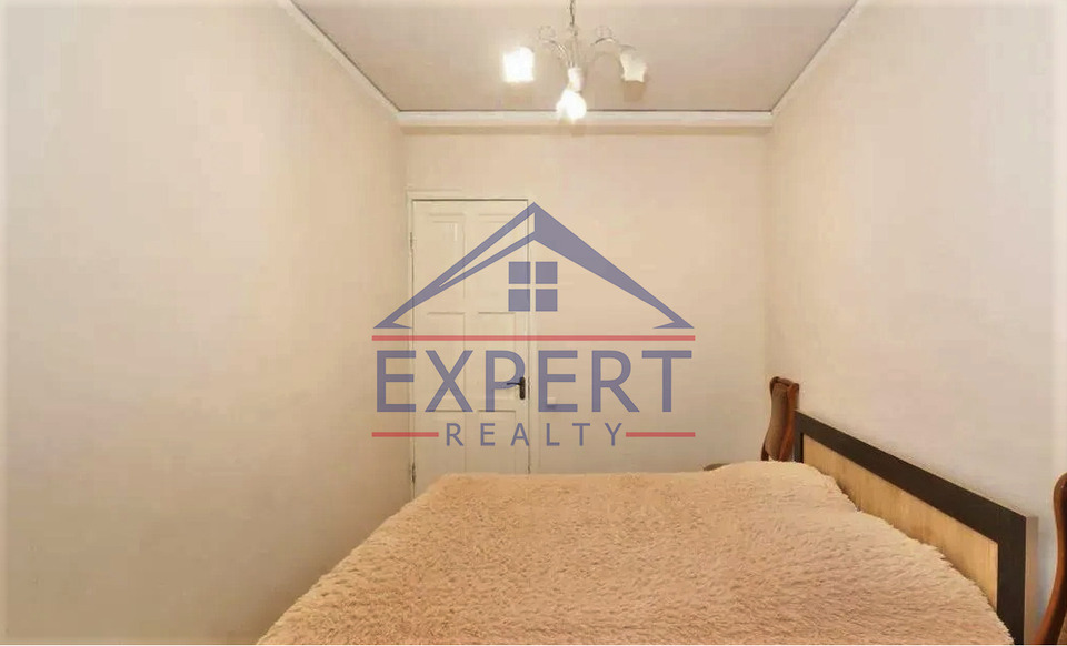 ԿԵՆՏՐՈՆ, ՄԱՇՏՈՑԻ ՊՈՂՈՏԱ, 3 ՍԵՆՅԱԿ