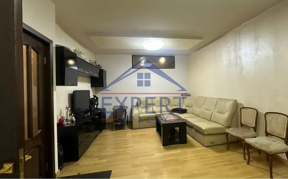 ԿԵՆՏՐՈՆ,ՊՈՒՇԿԻՆԻ ՓՈՂՈՑ, 4 ՍԵՆՅԱԿ