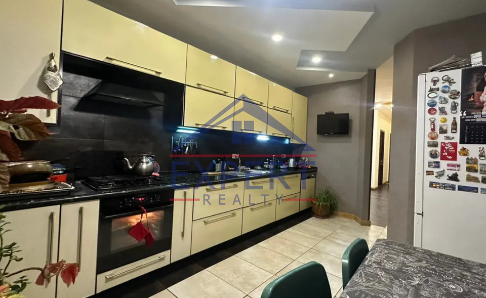 ԿԵՆՏՐՈՆ,ՊՈՒՇԿԻՆԻ ՓՈՂՈՑ, 4 ՍԵՆՅԱԿ