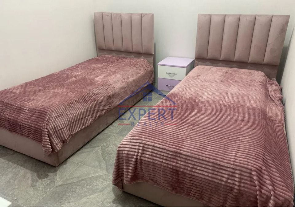 ԴԱՎԹԱՇԵՆ, ԳԵՎՈՐԳՅԱՆ ՓՈՂՈՑ, 3 ՍԵՆՅԱԿ