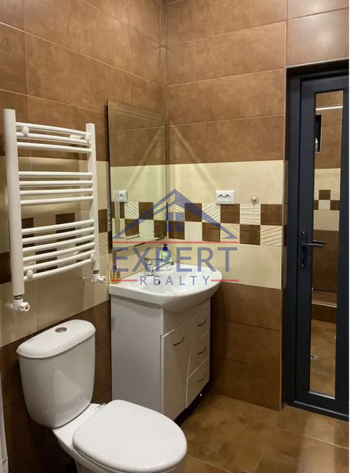 ԴԱՎԹԱՇԵՆ, ԳԵՎՈՐԳՅԱՆ ՓՈՂՈՑ, 3 ՍԵՆՅԱԿ