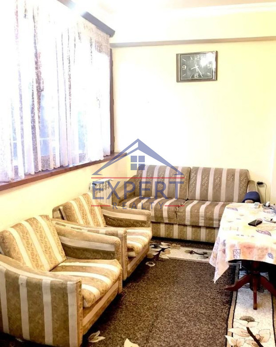 ՔԱՆԱՔԵՌ-ԶԵՅԹՈՒՆ, ԶԱՔԱՐԻԱ ՔԱՆԱՔԵՌՑՈՒ ՓՈՂՈՑ, 5 ՍԵՆՅԱԿ