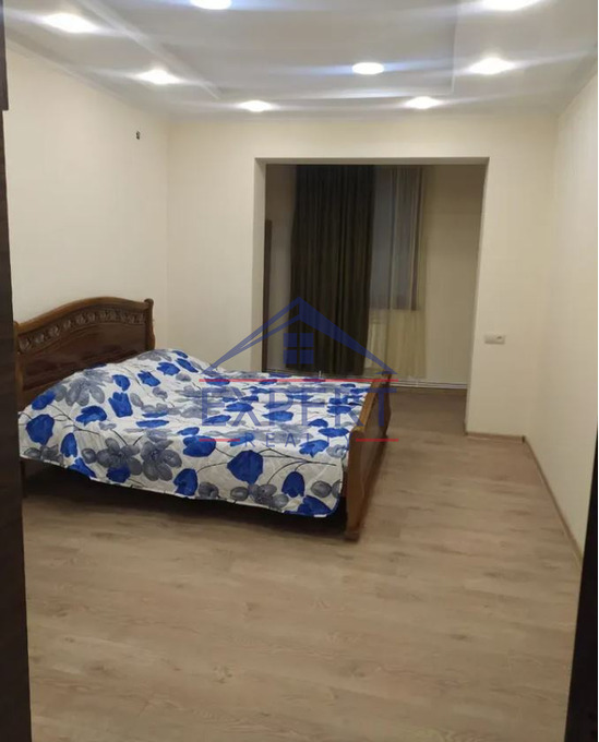 ՄԱԼԱԹԻԱ ՍԵԲԱՍՏԻԱ, ԶՈՐԱՎԱՐ ԱՆԴՐԱՆԻԿԻ ՓՈՂՈՑ, 3 ՍԵՆՅԱԿ