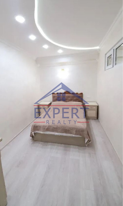 ԿԵՆՏՐՈՆ, ԶԱՔՅԱՆ ՓՈՂՈՑ, 2 ՍԵՆՅԱԿ