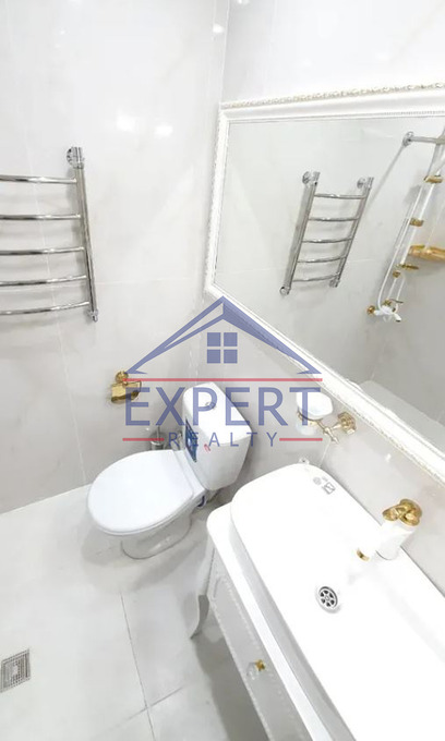 ԿԵՆՏՐՈՆ, ԶԱՔՅԱՆ ՓՈՂՈՑ, 2 ՍԵՆՅԱԿ