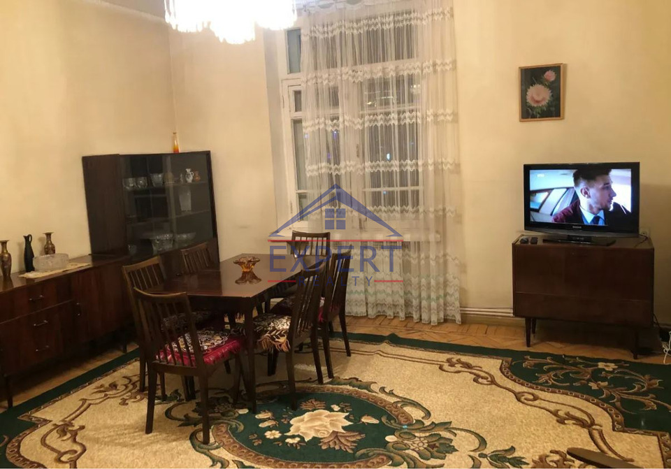 ԿԵՆՏՐՈՆ, ԱԲՈՎՅԱՆ ՓՈՂՈՑ, 2 ՍԵՆՅԱԿ