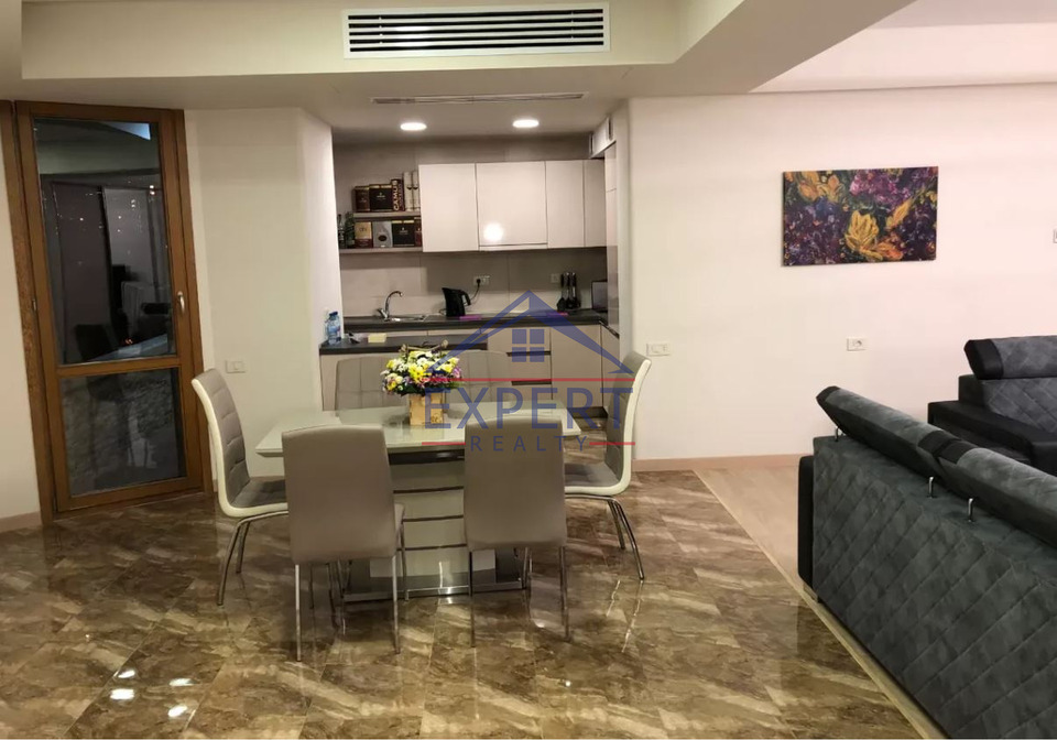 ԿԵՆՏՐՈՆ, ՀՅՈՒՍԻՍԱՅԻՆ ՊՈՂՈՏԱ, 3 ՍԵՆՅԱԿ