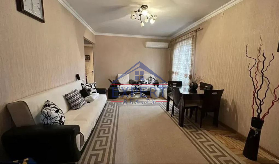 ԿԵՆՏՐՈՆ, ՔԱՋԱԶՆՈՒՆՈՒ ՓՈՂՈՑ, 2 ՍԵՆՅԱԿ