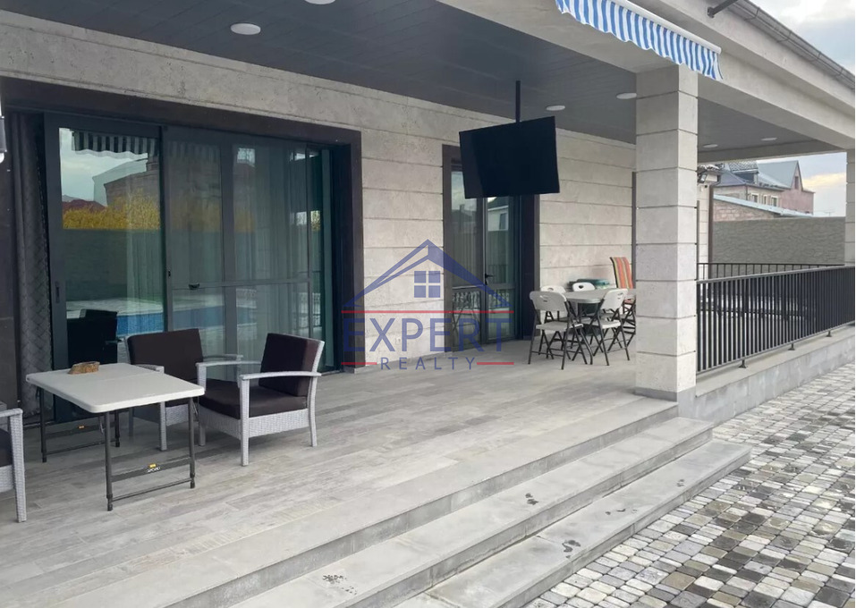 ԴԱՎԻԹԱՇԵՆ, ՄՈՒՇ ԹԱՂԱՄԱՍ, 4 ՍԵՆՅԱԿ