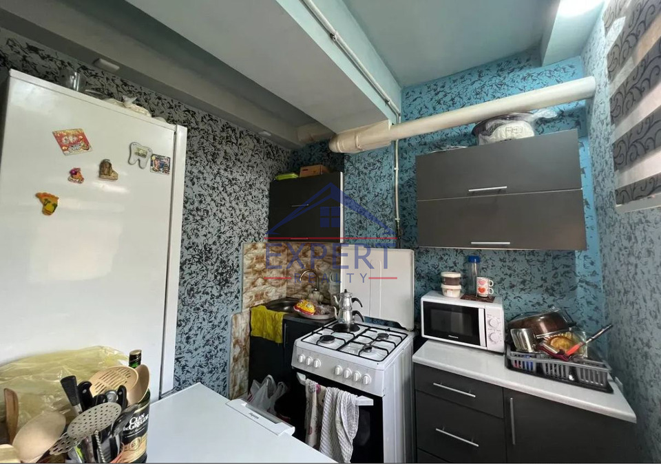 ԱՎԱՆ, ՀՐԱՉՅԱ ԱՃԵՄՅԱՆ ՓՈՂՈՑ, 3 ՍԵՆՅԱԿ