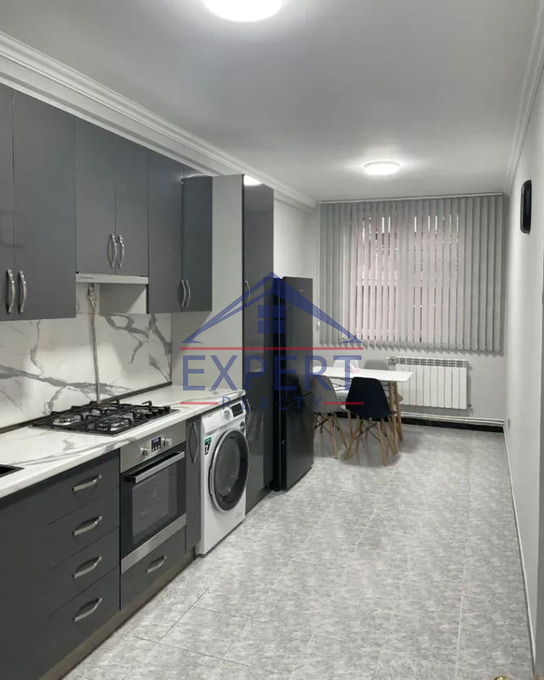 ԿԵՆՏՐՈՆ, ՍԱՐՅԱՆ ՓՈՂՈՑ, 3 ՍԵՆՅԱԿ