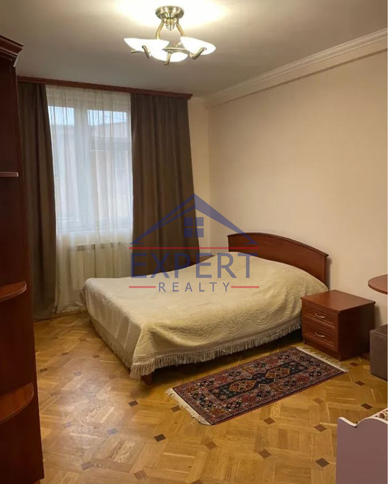 ԿԵՆՏՐՈՆ, ՍԱՐՅԱՆ ՓՈՂՈՑ, 3 ՍԵՆՅԱԿ