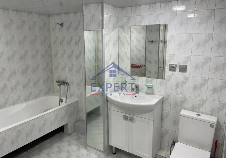 ԿԵՆՏՐՈՆ, ՍԱՐՅԱՆ ՓՈՂՈՑ, 3 ՍԵՆՅԱԿ