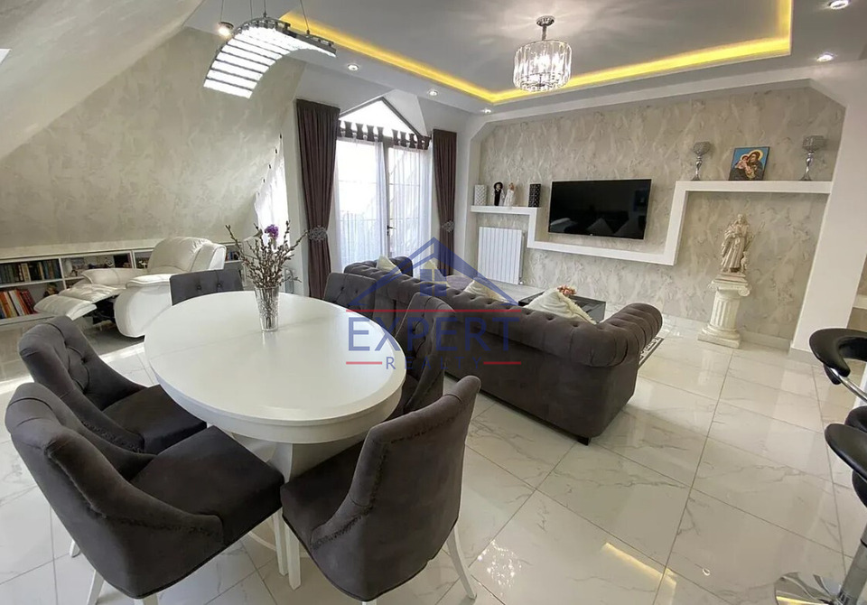 ԿԵՆՏՐՈՆ, ԱՆՏԱՌԱՅԻՆ ՓՈՂՈՑ, 3 ՍԵՆՅԱԿ