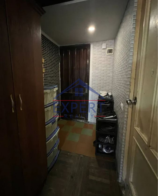 ԱՎԱՆ, ՀՐԱՉՅԱ ԱՃԵՄՅԱՆ ՓՈՂՈՑ, 3 ՍԵՆՅԱԿ