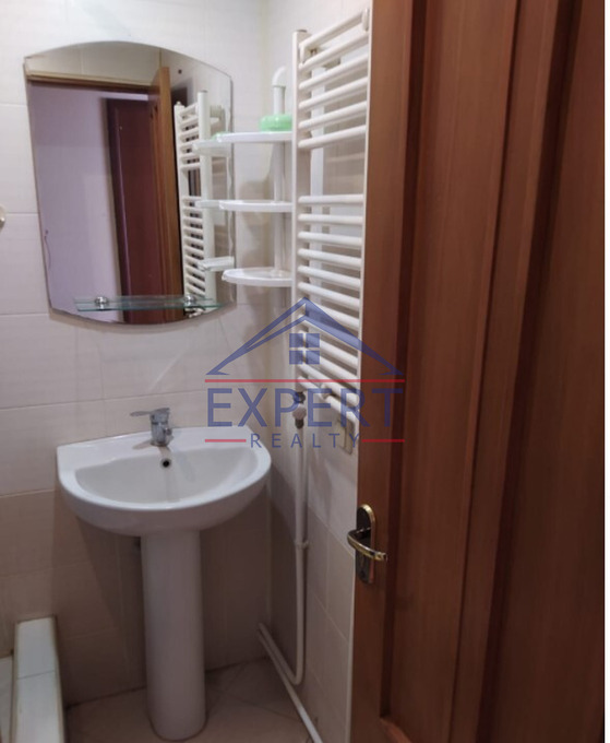 ԱՐԱԲԿԻՐ, ԿՈՄԻՏԱՍԻ ՊՈՂՈՏԱ, 1 ՍԵՆՅԱԿ