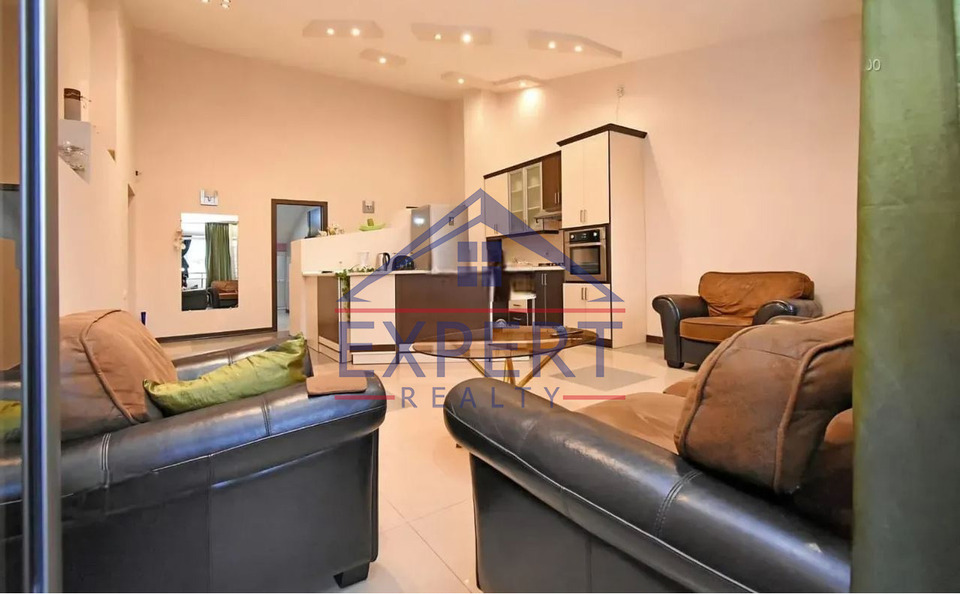 ԿԵՆՏՐՈՆ, ԱՐՇԱԿՈՒՆՅԱՑ ՊՈՂՈՏԱ, 3 ՍԵՆՅԱԿ