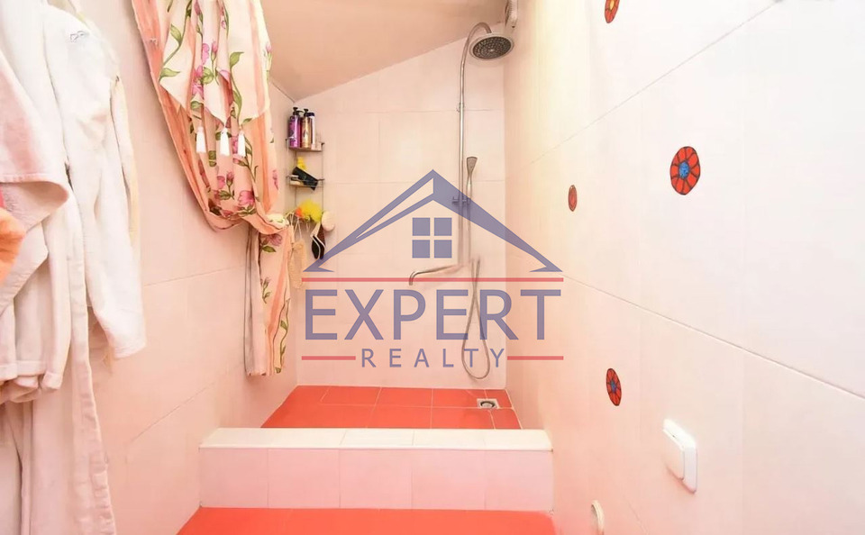 ԿԵՆՏՐՈՆ, ԱՐՇԱԿՈՒՆՅԱՑ ՊՈՂՈՏԱ, 3 ՍԵՆՅԱԿ