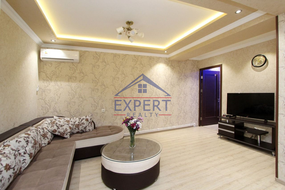 ԿԵՆՏՐՈՆ, ՀԻՆ ԵՐԵՒԱՆՑՈՒ ՓՈՂՈՑ, 3 ՍԵՆՅԱԿ