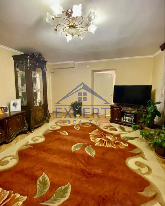 ՔԱՆԱՔԵՌ ԶԵՅԹՈՒՆ, ՌՈՒԲԻՆՅԱՆՑ ՓՈՂՈՑ, 3 ՍԵՆՅԱԿ