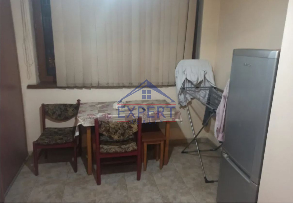 ԱՐԱԲԿԻՐ, ԿՈՄԻՏԱՍԻ ՊՈՂՈՏԱ, 3 ՍԵՆՅԱԿ