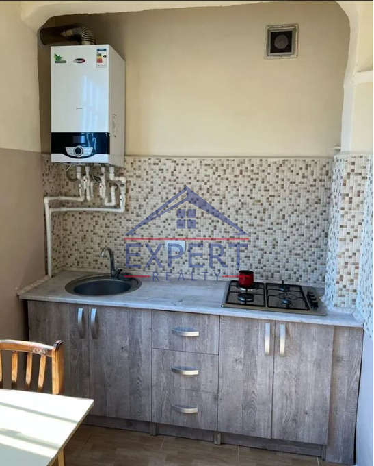 ԱՐԱԲԿԻՐ, ՕՐԲԵԼԻ ԵՂԲԱՅՐՆԵՐ ՓՈՂՈՑ, 1 ՍԵՆՅԱԿ