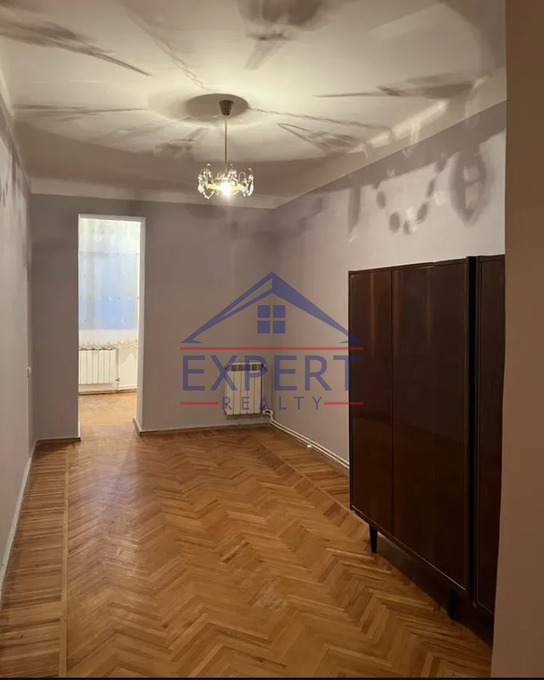 ԱՐԱԲԿԻՐ, ՎԱՂԱՐՇ ՎԱՂԱՐՇՅԱՆ ՓՈՂՈՑ, 2 ՍԵՆՅԱԿ