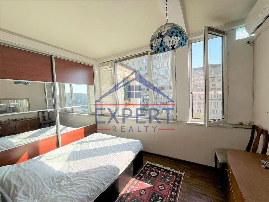 ԿԵՆՏՐՈՆ, ՄԱՇՏՈՑԻ ՊՈՂՈՏԱ, 3 ՍԵՆՅԱԿ