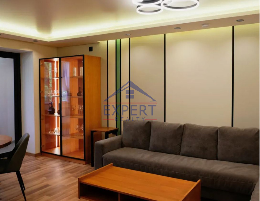 ՔԱՆԱՔԵՌ-ԶԵՅԹՈՒՆ, ԴԱՎԻԹ ԱՆՀԱՂԹ ՓՈՂՈՑ, 3 ՍԵՆՅԱԿ