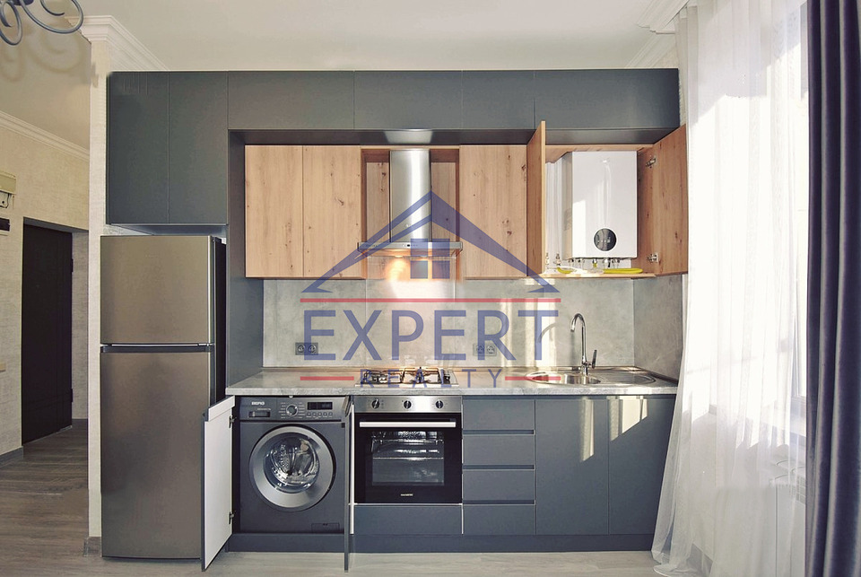 ԱՐԱԲԿԻՐ, ԿՈՄԻՏԱՍԻ ՊՈՂՈՏԱ, 2 ՍԵՆՅԱԿ