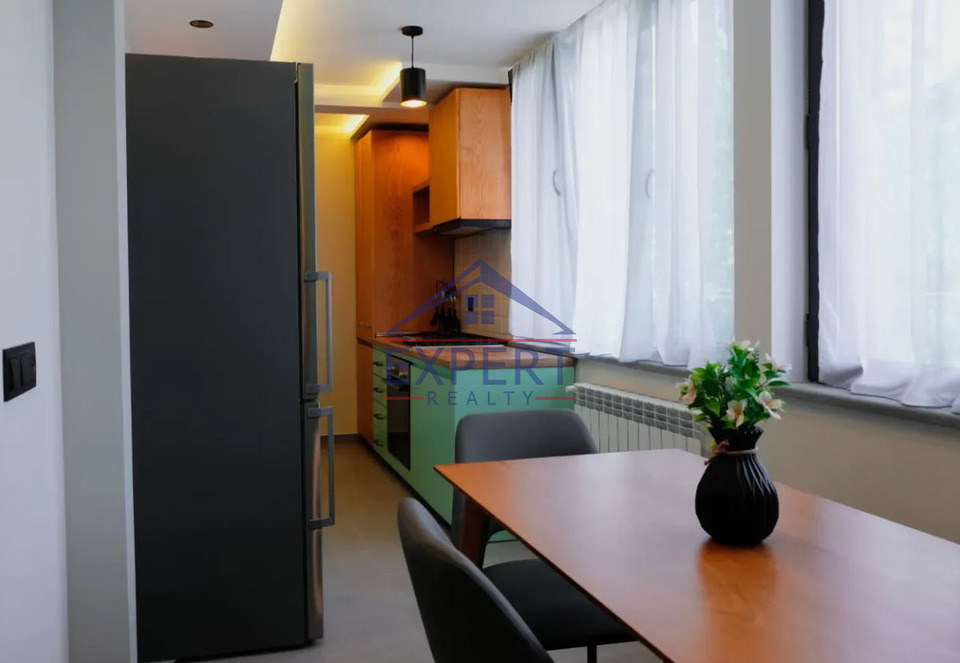 ՔԱՆԱՔԵՌ-ԶԵՅԹՈՒՆ, ԴԱՎԻԹ ԱՆՀԱՂԹ ՓՈՂՈՑ, 3 ՍԵՆՅԱԿ