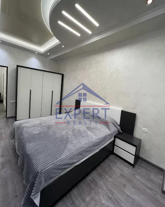 ԱՐԱԲԿԻՐ, ԱԴՈՆՑԻ ՓՈՂՈՑ, 3 ՍԵՆՅԱԿ