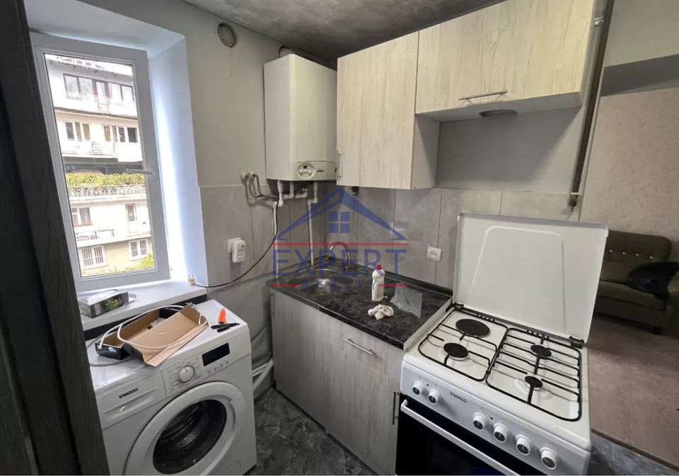 ԱՐԱԲԿԻՐ, ՄԱՄԻԿՈՆՅԱՆՑ ՓՈՂՈՑ, 2 ՍԵՆՅԱԿ