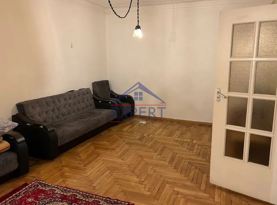 ԱՐԱԲԿԻՐ, ԱՐԱՄ ԽԱՉԱՏՐՅԱՆ ՓՈՂՈՑ, 3 ՍԵՆՅԱԿ