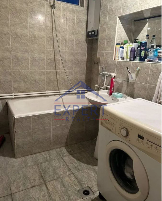 ԱՐԱԲԿԻՐ, ԱՐԱՄ ԽԱՉԱՏՐՅԱՆ ՓՈՂՈՑ, 3 ՍԵՆՅԱԿ