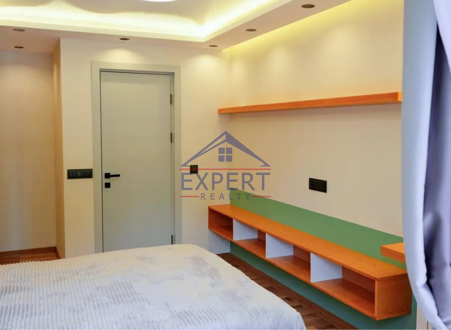 ՔԱՆԱՔԵՌ-ԶԵՅԹՈՒՆ, ԴԱՎԻԹ ԱՆՀԱՂԹ ՓՈՂՈՑ, 3 ՍԵՆՅԱԿ