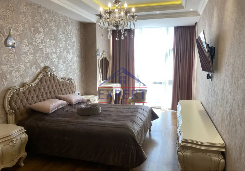 ԿԵՆՏՐՈՆ, ՎԵՐԻՆ ԱՆՏԱՌԱՅԻ ՓՈՂՈՑ, 3 ՍԵՆՅԱԿ