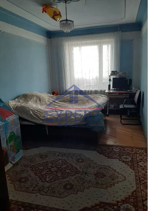 ԱՐԱԲԿԻՐ, ԿԻԵՎՅԱՆ ՓՈՂՈՑ, 4 ՍԵՆՅԱԿ