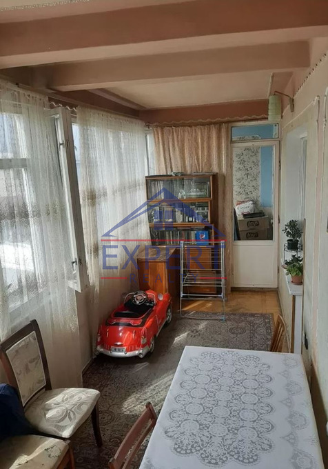 ԱՐԱԲԿԻՐ, ԿԻԵՎՅԱՆ ՓՈՂՈՑ, 4 ՍԵՆՅԱԿ