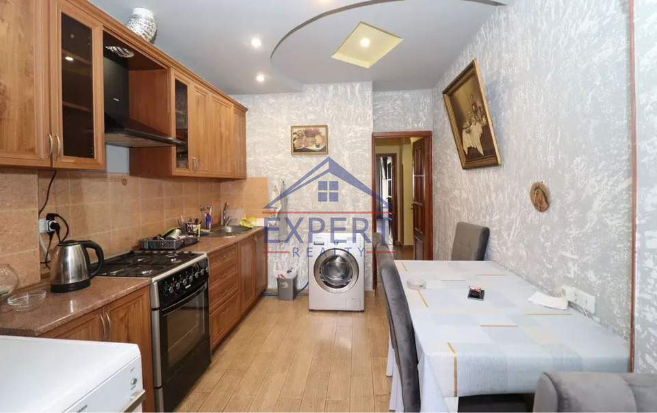 ԿԵՆՏՐՈՆ, ԶԱՎԱՐՅԱՆ ՓՈՂՈՑ, 3 ՍԵՆՅԱԿ