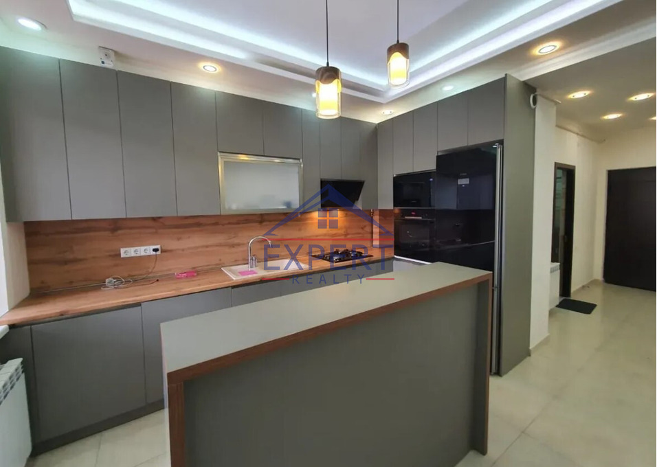 ԴԱՎԹԱՇԵՆ, 4-ՐԴ ԹԱՂԱՄԱՍ, 2 ՍԵՆՅԱԿ