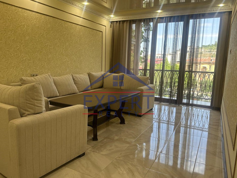 ԿԵՆՏՐՈՆ, ՀԵՐԱՑՈՒ ՓՈՂՈՑ, 2 ՍԵՆՅԱԿ