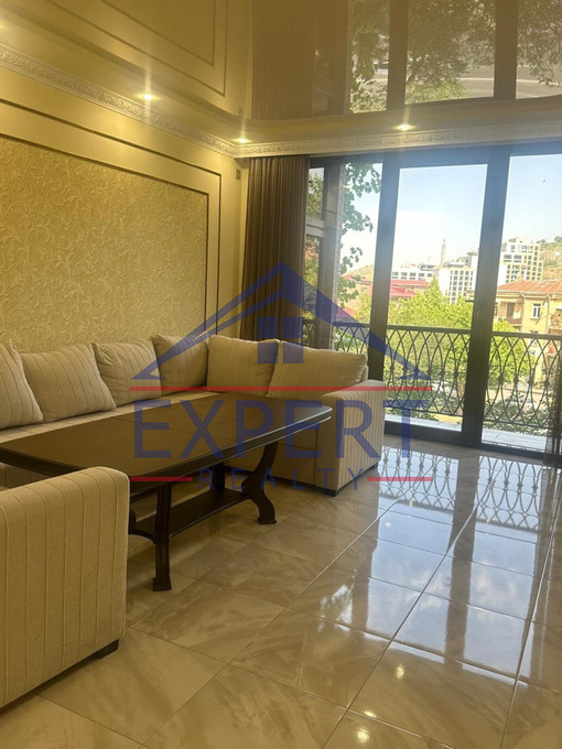 ԿԵՆՏՐՈՆ, ՀԵՐԱՑՈՒ ՓՈՂՈՑ, 2 ՍԵՆՅԱԿ