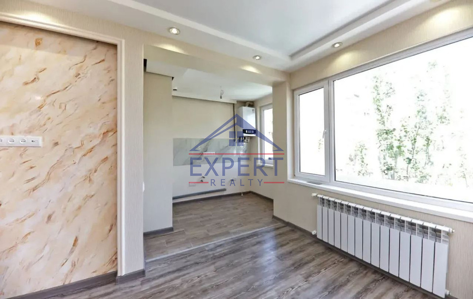 ԱՐԱԲԿԻՐ, ՎԱՀՐԱՄ ՓԱՓԱԶՅԱՆ ՓՈՂՈՑ, 3 ՍԵՆՅԱԿ