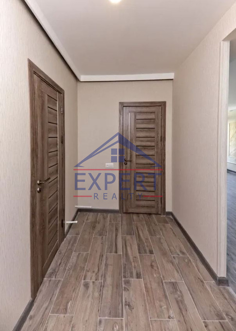 ԱՐԱԲԿԻՐ, ՎԱՀՐԱՄ ՓԱՓԱԶՅԱՆ ՓՈՂՈՑ, 3 ՍԵՆՅԱԿ