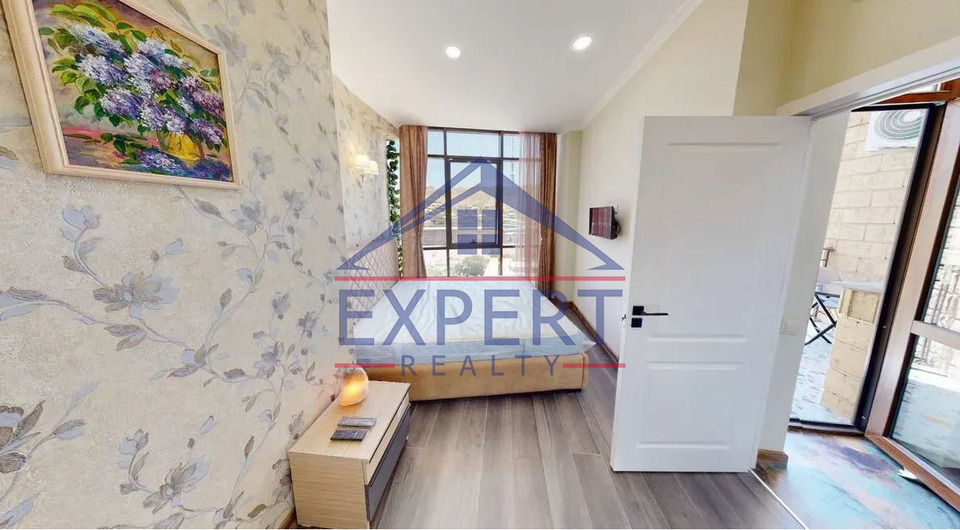 ԿԵՆՏՐՈՆ, ՎԱՐԴԱՆԱՆՑ  ՓՈՂՈՑ, 2 ՍԵՆՅԱԿ