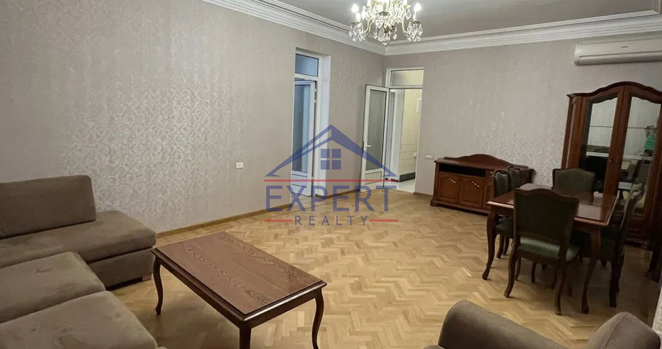 ՇԵՆԳԱՎԻԹ, ԳԱՐԵԳԻՆ ՆԺԴԵՀԻ ՓՈՂՈՑ, 3 ՍԵՆՅԱԿ