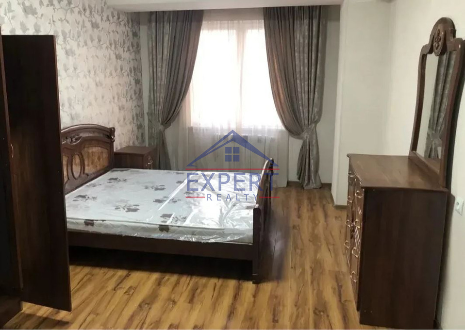 ՇԵՆԳԱՎԻԹ, ՎԵՐԻՆ ՇԵՆԳԱՎԻԹ 2-ՐԴ ՓՈՂՈՑ, 3 ՍԵՆՅԱԿ