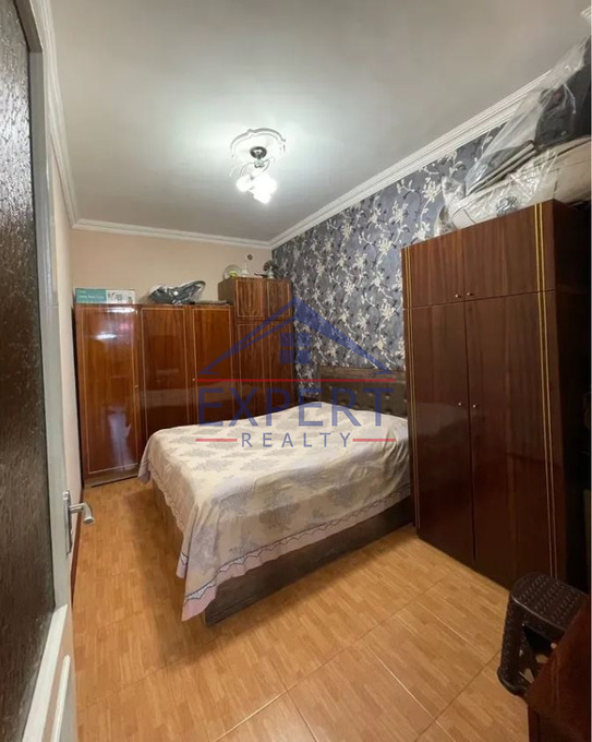 Նոր Նորք Շոպրոնի փողոց 3 սեն 85 քմ  1/5 հարկ