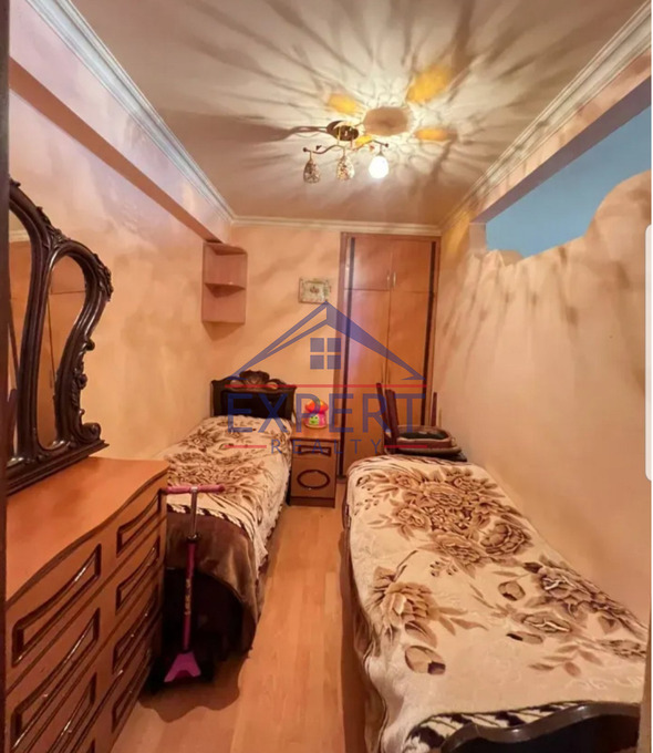ՄԱԼԱԹԻԱ ՍԵԲԱՍՏԻԱ, Զ․ ԱՆԴՐԱՆԻԿԻ ՓՈՂՈՑ, 4 ՍԵՆՅԱԿ